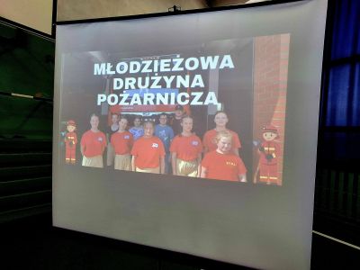 Spotkanie ze strażakami i lekcja pierwszej pomocy